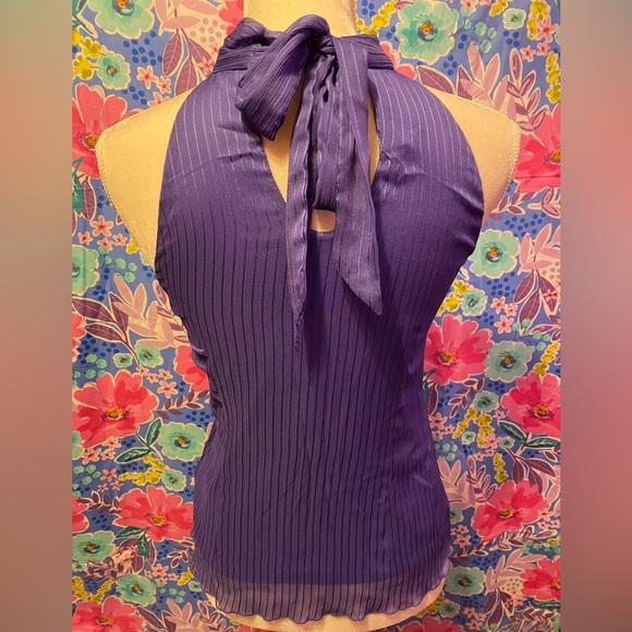 💕3 for $20💕 Halter Blouse with ruffles - Picture 3 of 7